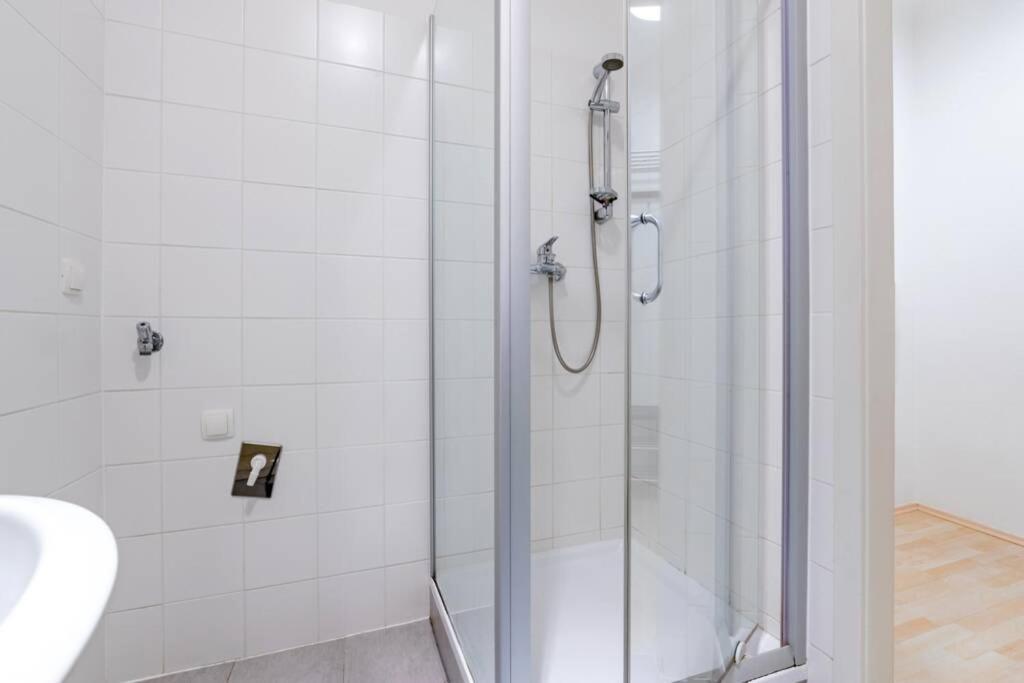Cozy Studio Apartment Located In Vienna'S Vibrant City Center المظهر الخارجي الصورة